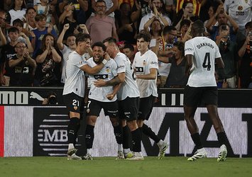 Valencia 3 puanla tanıştı!