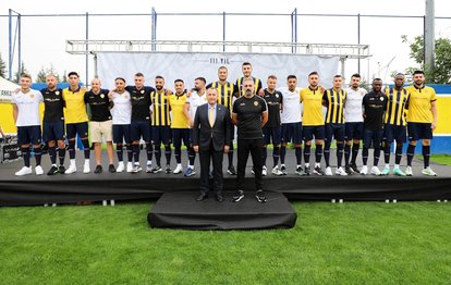 MKE Ankaragücü’nde yeni transferler için imza töreni düzenlendi