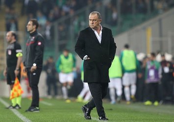 Galatasaray'da yaman çelişki