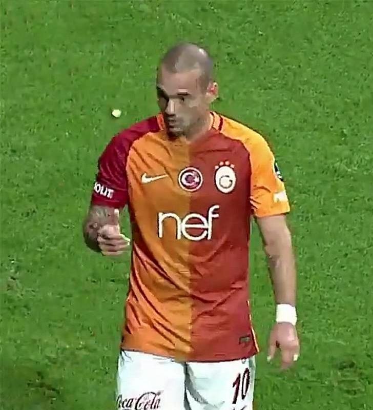 Sneijder’den ilginç Vodafone Arena yorumu