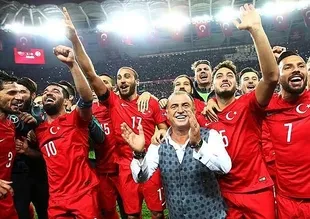 Milli takıma süper şarkı!