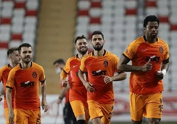 Aslan şut rekoru kırdı!