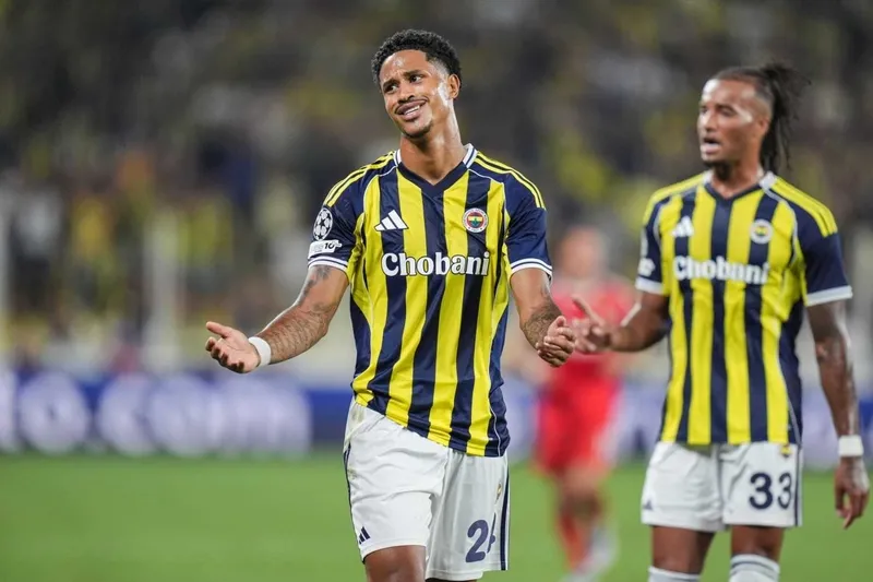 SON DAKİKA: Fenerbahçe'de Jayden Oosterwolde ameliyat oldu! - 1