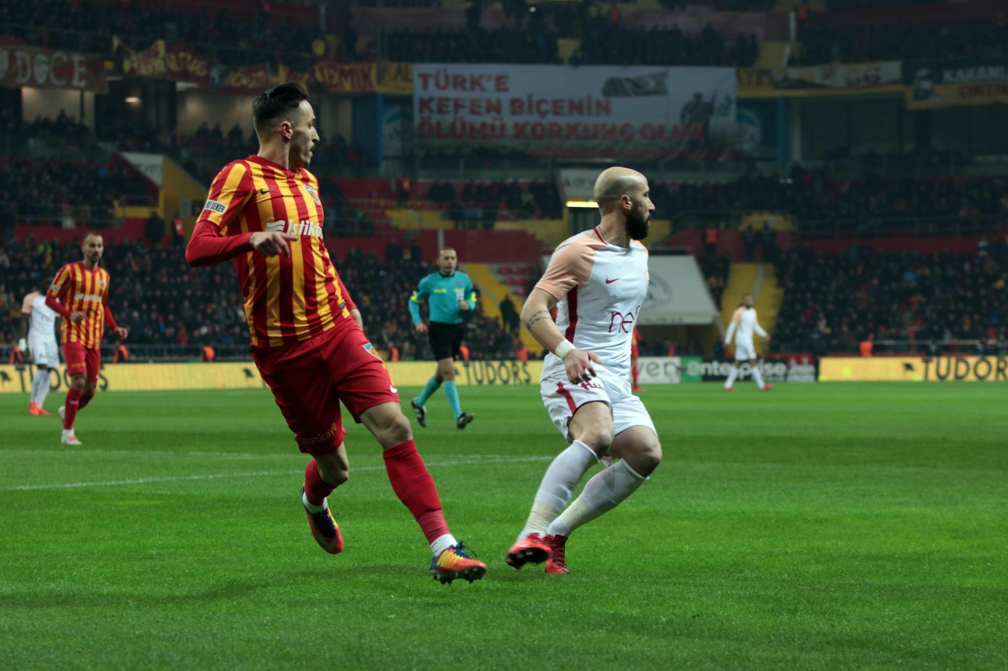 Kebapçı Selahattin maskesine müdahale!