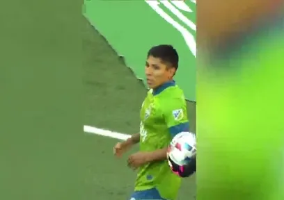 Major League Soccer'da Maradona golü!