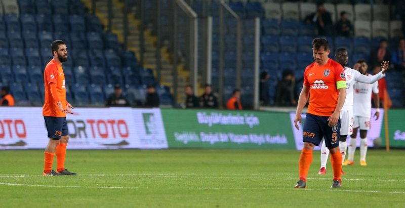 Otoritelerden Arda Turan yorumu