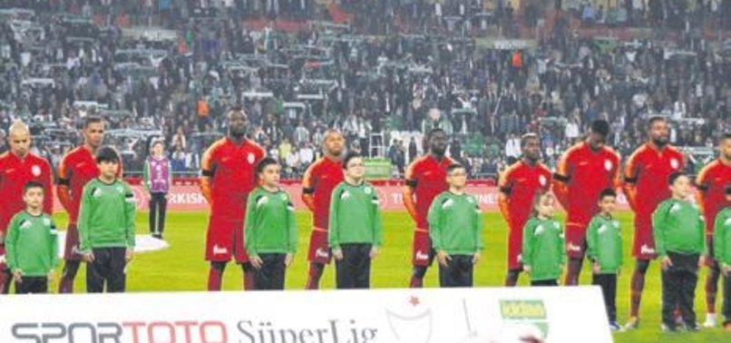 Sural için saygı duruşu