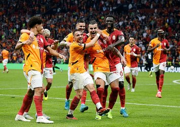 Cimbom fişi ilk yarıda çekti!