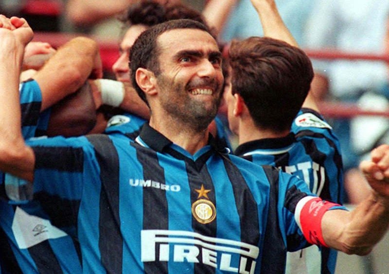 Unutulmayan lakaplar