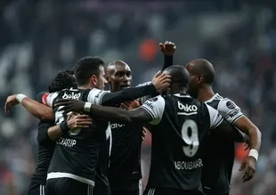 Beşiktaş evinde Adanaspor'u devirdi