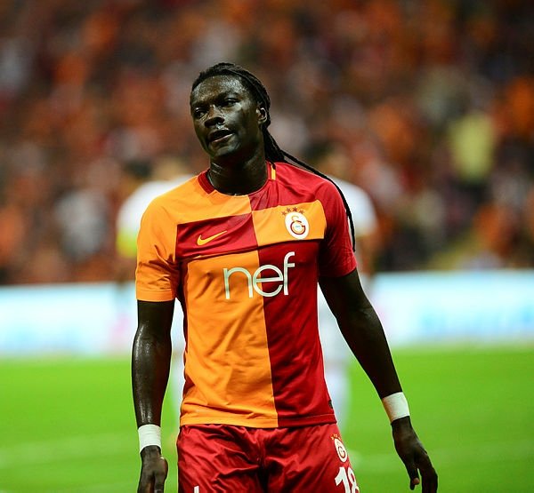 Ünlü futbolcuların boyları