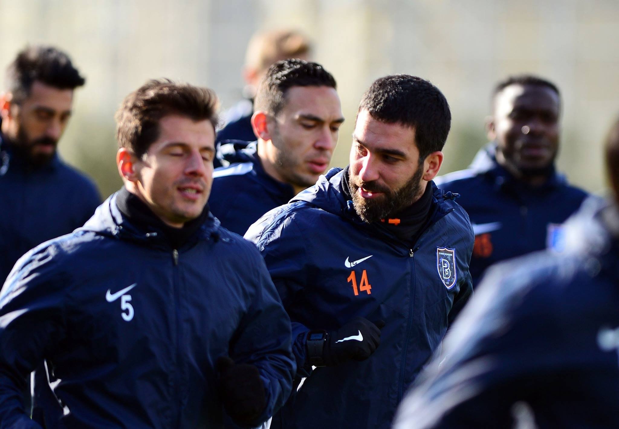 Arda Turan resmen Başakşehir’de