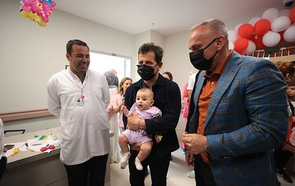Onvo Antalyaspor teknik direktörü Emre Belözoğlu’ndan 23 Nisan’da anlamlı ziyaret
