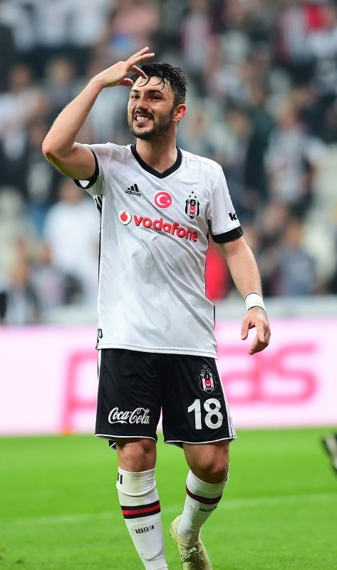 Tolgay Arslan Fenerbahçe’de!