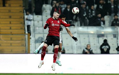 Beşiktaş o futbolcusuyla yol ayrımında! Beklentilerin altında kalmıştı