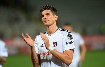 Beşiktaş’ın yeni transferi Mario Gomez’den! Dünya yıldızı geliyor