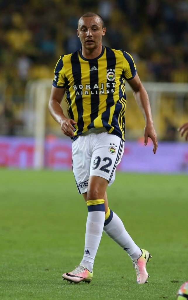 Fenerbahçe’nin 10 numarası Aatif Chahechou