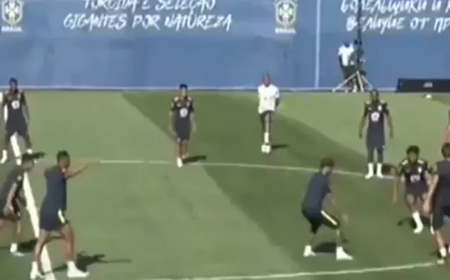Neymar'dan büyüleyici hareketler
