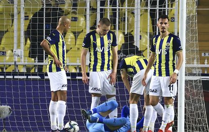 Fenerbahçe Kayserispor maçında direkleri geçemedi! Tam 4 kez...