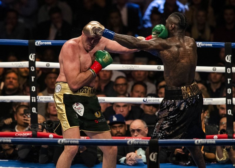 Wilder - Fury maçında şok sonuç! İkisi birden sevindi ama...