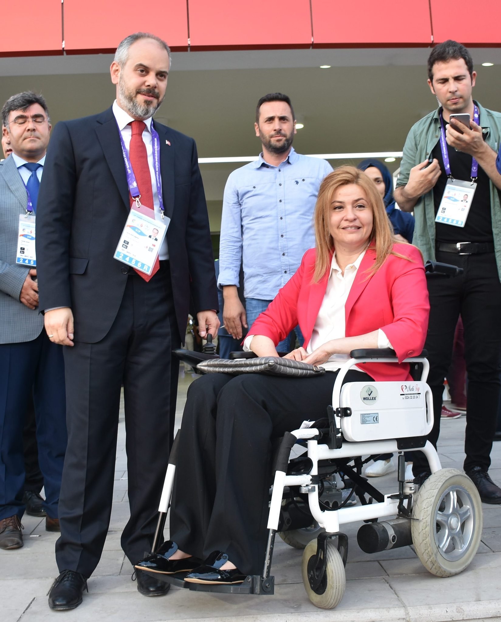 Yok böyle açılış!