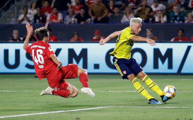 Mesut Özil’den transfer açıklaması!