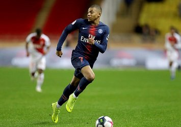 Mbappe PSG'yi sırtlıyor