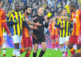Cüneyt Çakır’ın F.Bahçe-G.Saray karnesi