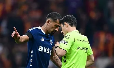 G.Saray taraftarlarından Demirbay'a tepki!