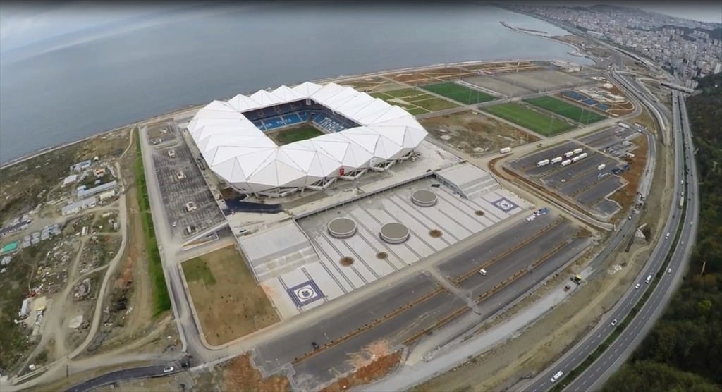 Trabzonspor’un yeni evi Akyazı Stadı tamamlanıyor