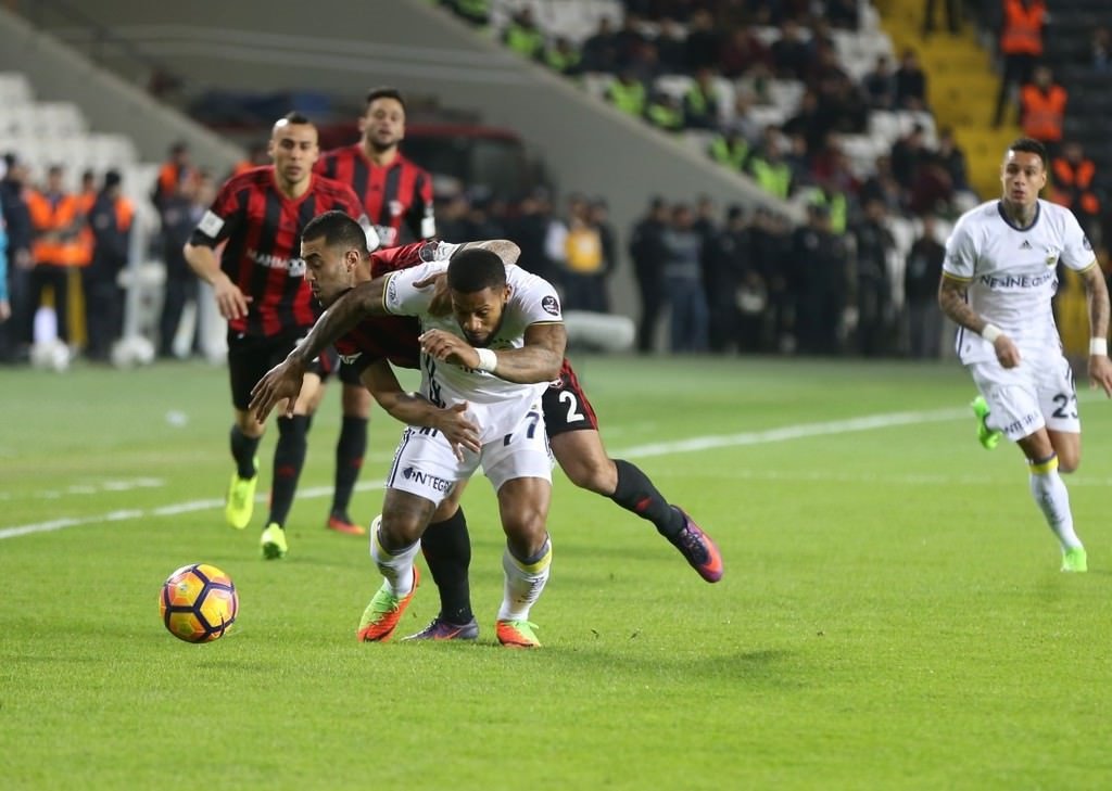 Gaziantepspor-Fenerbahçe karşılaşmasından kareler