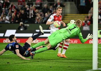 Köln Hertha'yı ateşe attı!