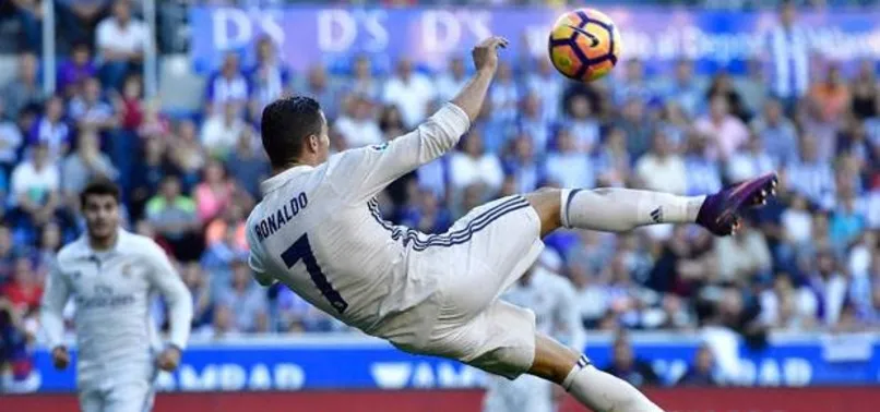 Ronaldo hat-trick yaptı, Real Madrid coştu