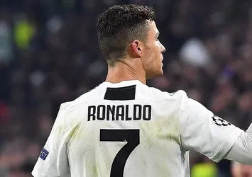 Ronaldo parayı ‘like’ladı