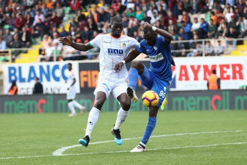 Alanyaspor - Erzurumspor maçından kareler
