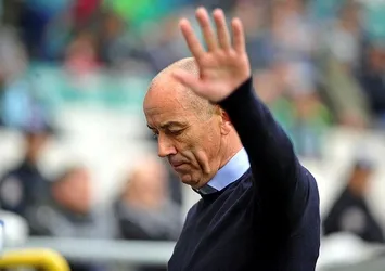 Bursaspor'da Le Guen yolcu