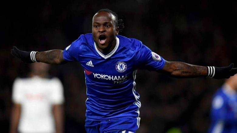 Sağ beke son aday Victor Moses