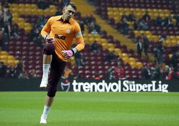 Muslera'ya dev rakam! Yeni sözleşmeyle birlikte...