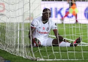 Aboubakar’a eleştiri yağmuru