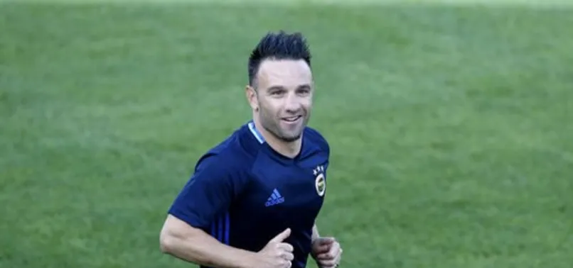 Fenerbahçe, Mathieu Valbuena ile imzaladı