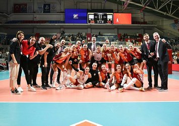 Cimbom Vakıfbank'ı rahat geçti!