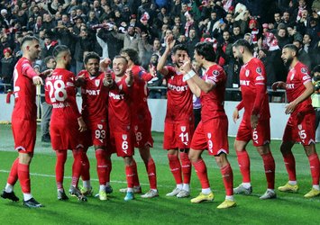 Samsunspor liderliğini sürdürdü!