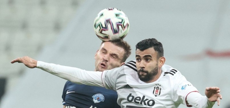 Beşiktaş - Kasımpaşa maçında Brecka'nın eline çarpan top penaltı mı? Canlı yayında yorumladılar