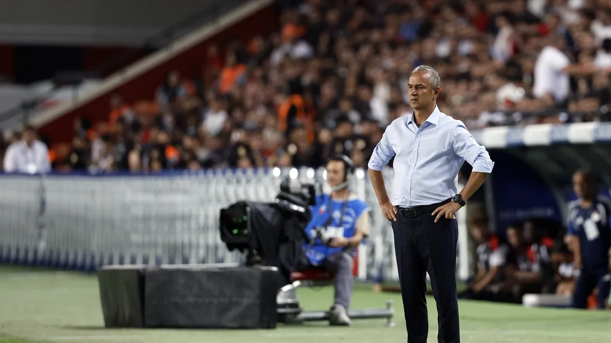 Fenerbahçe'de İsmail Kartal'dan Gaziantep FK maçı sonrası zemin eleştirisi!