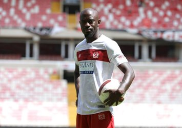 Sivasspor'dan Barrow kararı! Sözleşmesi...