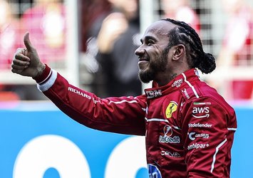 Hamilton Çin'deki sprint yarışını kazandı!