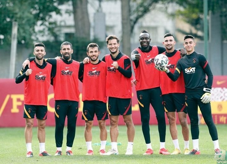 Son dakika Galatasaray haberi: Galatasaray'dan sürpriz transfer operasyonu!  Fatih Terim ısrar etti