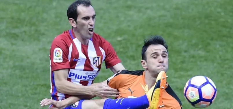 Atletico Madridli Godin'e 3 maç ceza