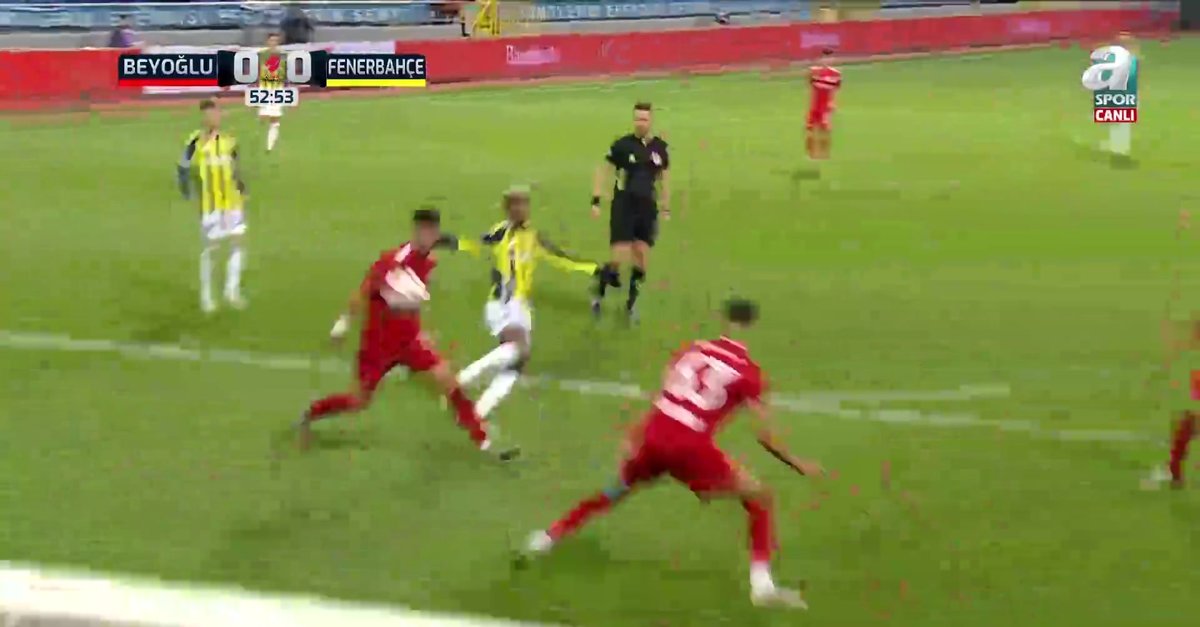 Talisca 2. kez direğe takıldı