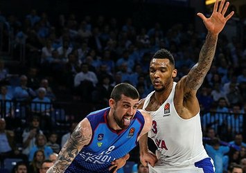 Anadolu Efes Karadağ deplasmanında